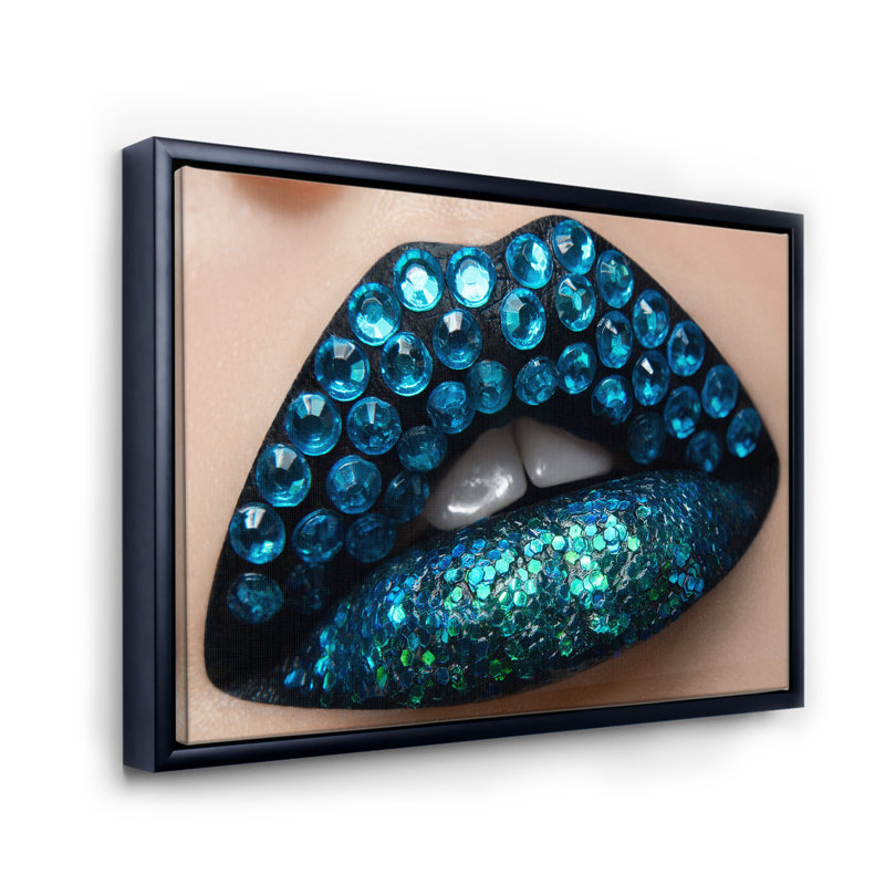 Femme avec lèvres rouges à lèvres noires et diamants bleus - photographie sur toile, Toile avec cadre noir