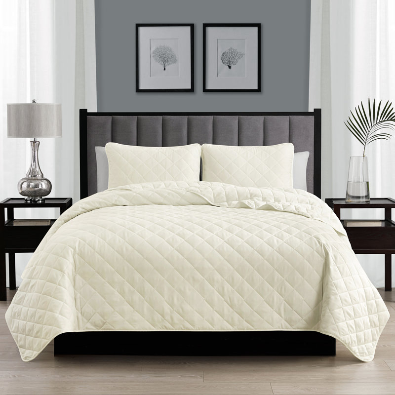 Wayfair Basics® Microfiber Reversible Diamond Quilt Set, Full/Queen Quilt + 2 Standard Shams, Ivory
