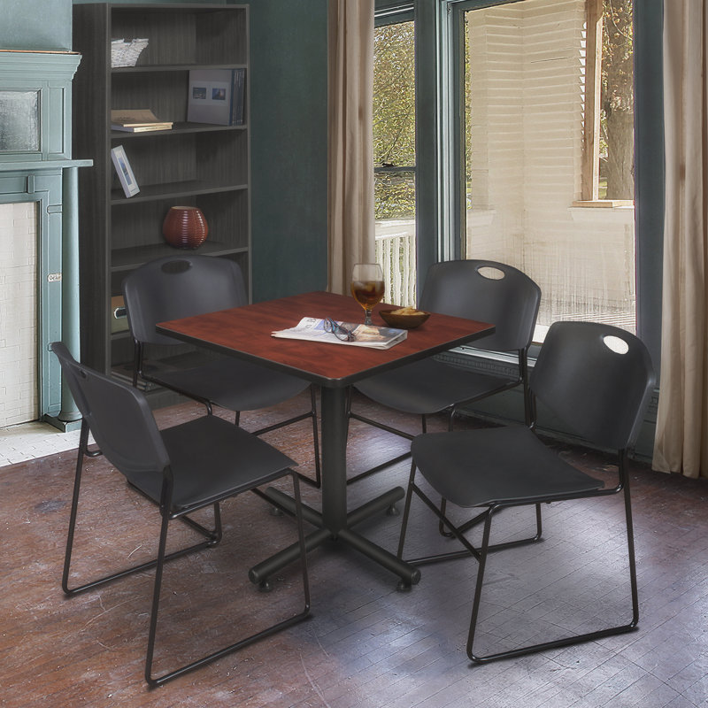 Table de salle de repos carrée Nicklas, 4 chaises empilables Zeng, Cerisier, Noir