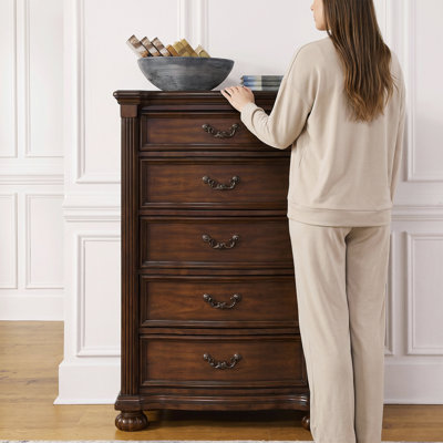 Flosie 35.38'' W 5 - Drawer Dresser