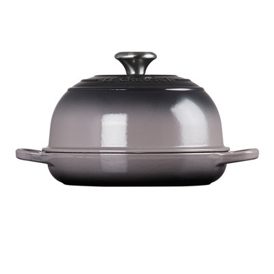 Le Creuset Signature Enameled Cast Iron 1.75 Qt. Bread Oven with Lid