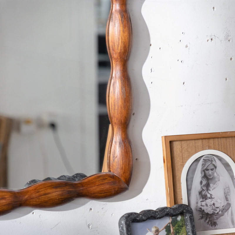 Miroir avec cadre en bois massif