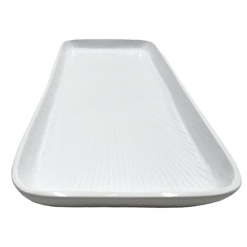 Plateau décoratif décoratif décoratif fait à la main en aluminium, H 1 po x l 12 po x P 5,5 po, Blanc