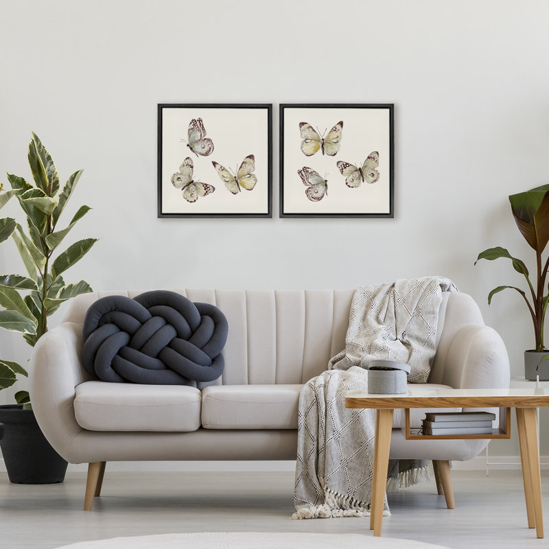 «Flight of Butterflies on Beige», ensemble de 2 cadres flottants, design par Patricia Pinto, H 18 po x l 18 po