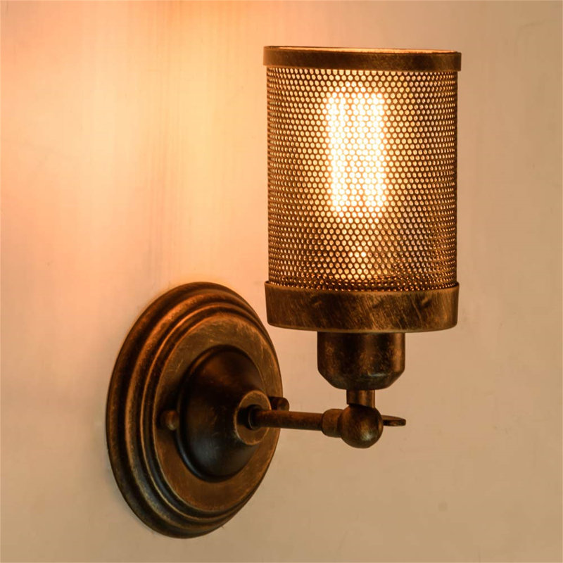 Ademoye Armed Sconce