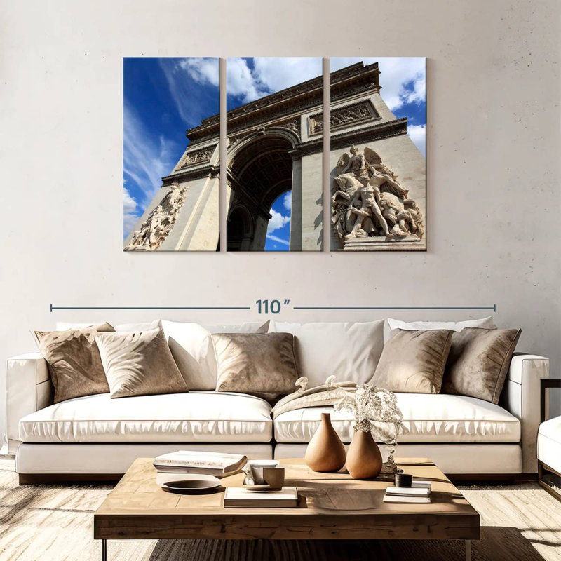 Lilie Arc De Triomphe Up Close, 48" H x 74" W