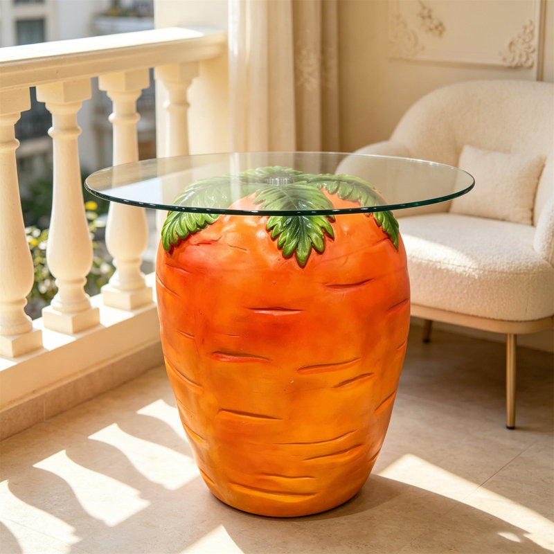 Table d'appoint originale en forme de carotte avec plateau en verre et tabouret en résine en forme de fruit pour la décoration intérieure