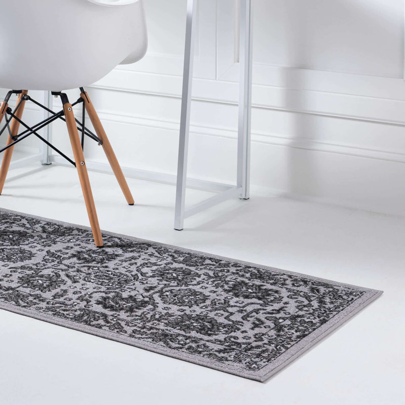 Floral Indoor Rug, Runner 2' x 6'1"