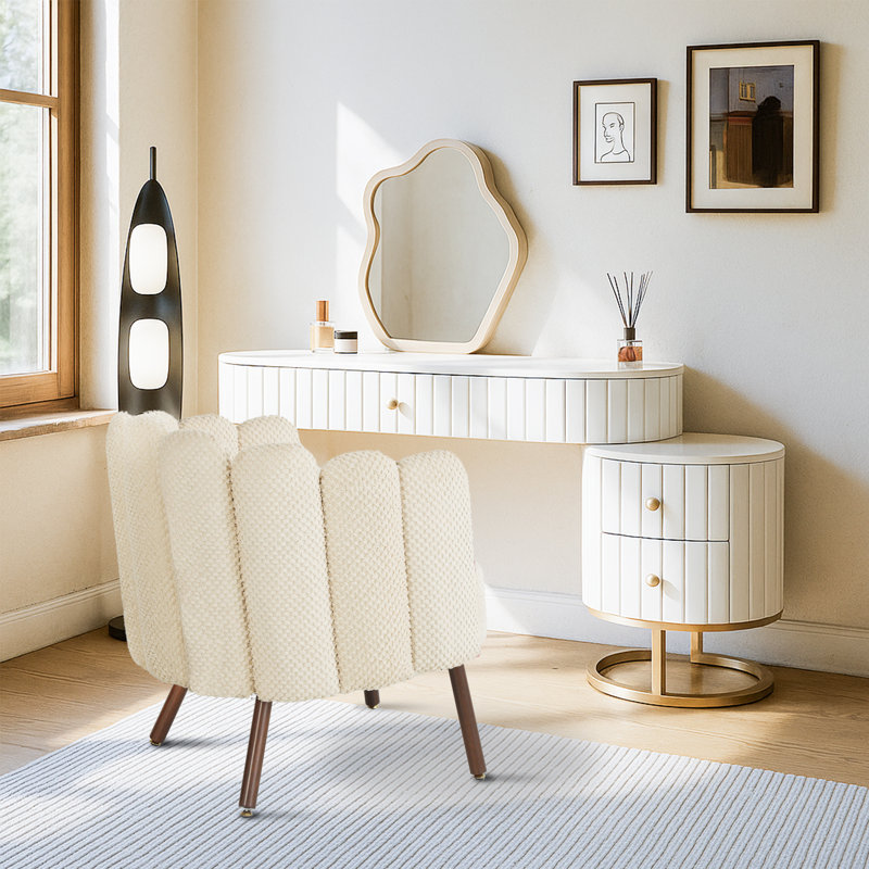  Chaise d'appoint rembourrée Petal, Blanc