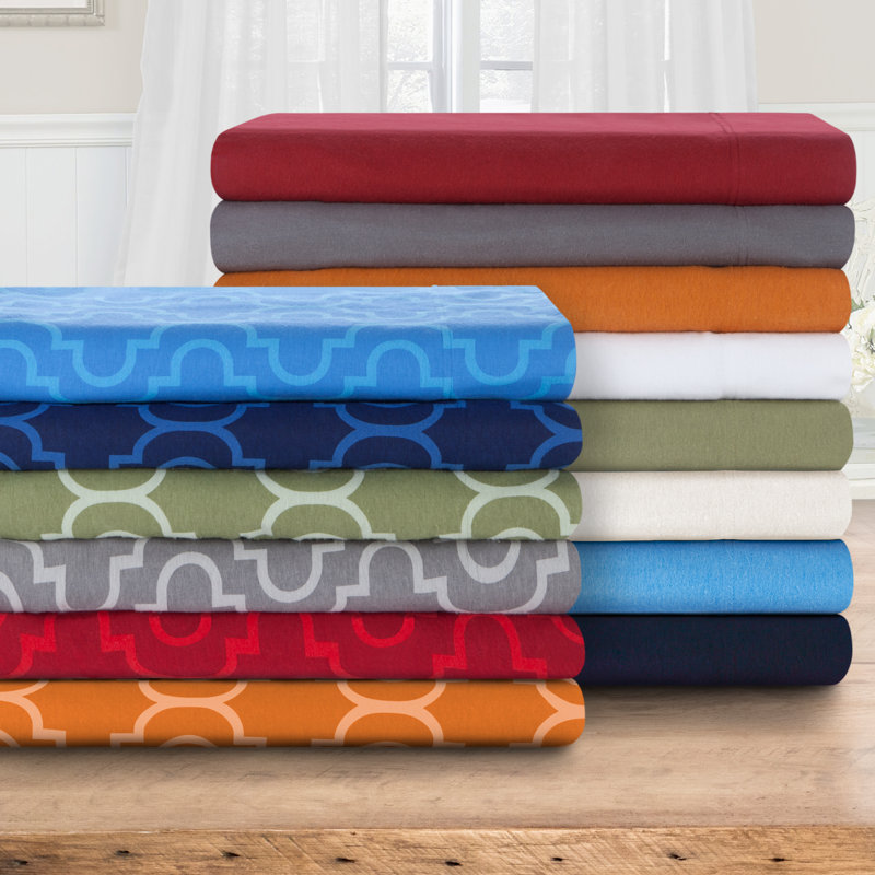 All-Season Breathable 100% Cotton Flannel Pillowcase Set, King, Burgundy Trellis