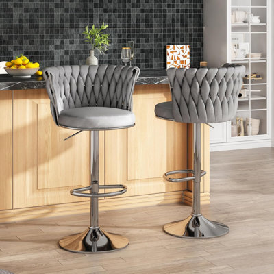 Ensemble de 2 tabourets de bar, chaises de bar rembourrées en velours avec pieds, dossiers et tabourets de bar en métal noir, chaise de bar moderne pour îlot de cuisine, salle à manger