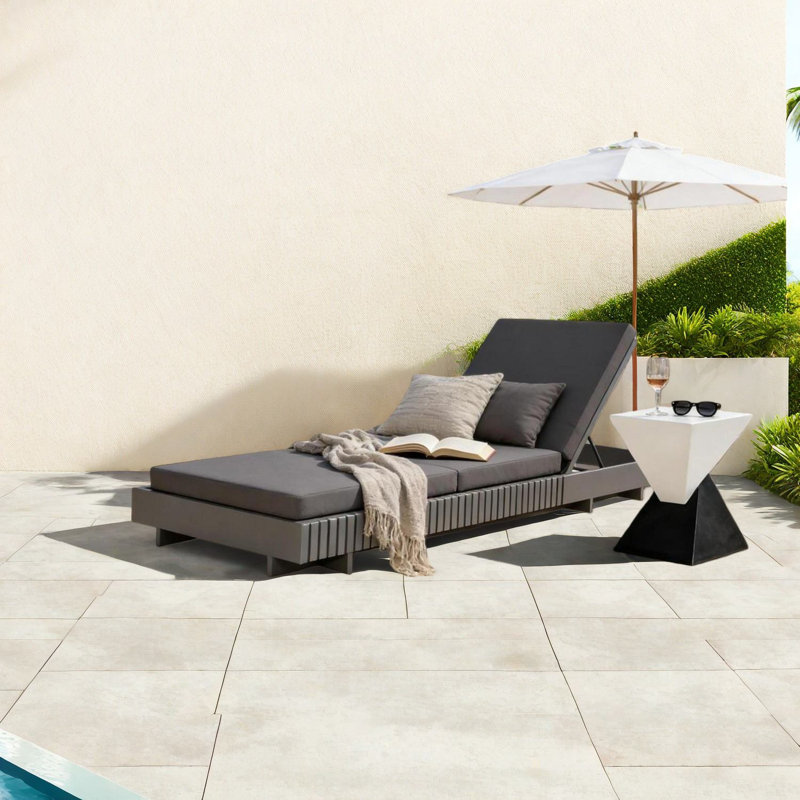Modern Acacia Wood Patio Chaise Lounges With Adjustable Comfort, Ideal For Poolside Relaxation