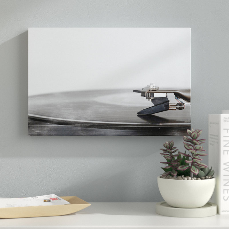 «Record Player with Wood Texture», reproduction de photo sur toile