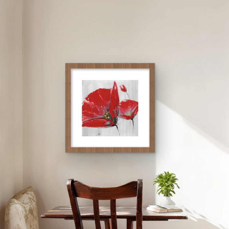 Trois fleurs rouges sur fond gris - reproduction encadrée romantique, H 16 po x l 16 po, Brun
