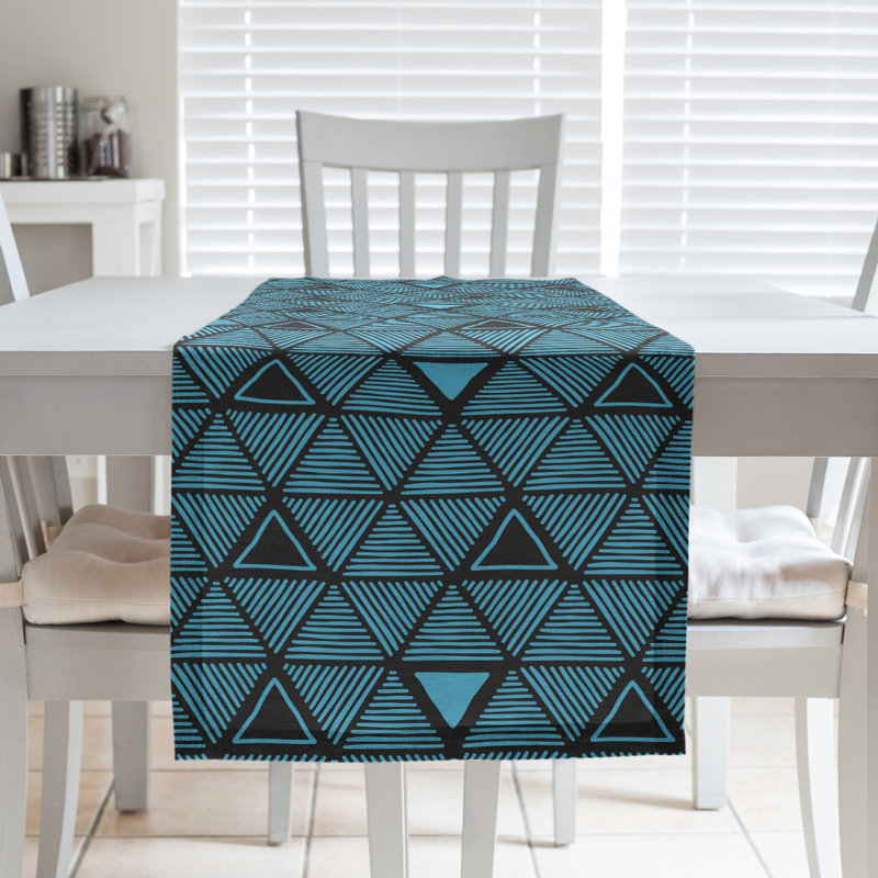 Chemin de table à triangles dessinés à la main Classic, 16 po x 72 po, Bleu sarcelle clair / noir