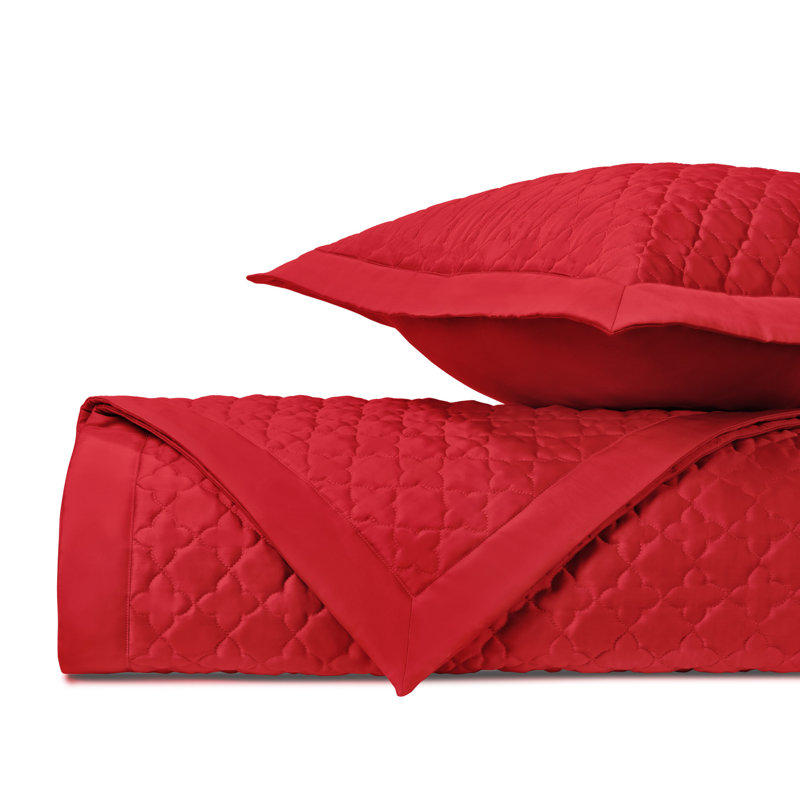 Clover Egyptian Certified Cotton Quilt, Bright Red, King Quilt