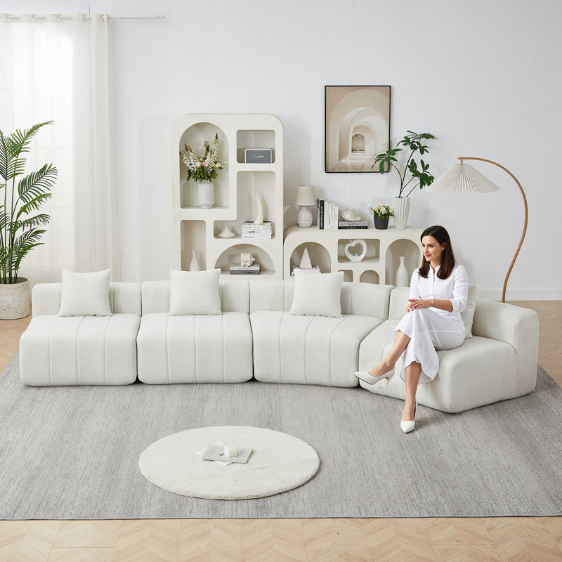 Canapé modulaire courbé en chenille avec 4 coussins, conception symétrique modulaire pour une assise élégante et confortable