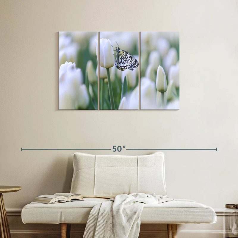 Papillon blanc perle, H 24 po x l 38 po