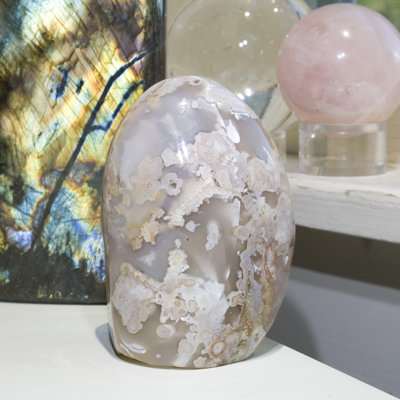 Sculpture translucide en agate