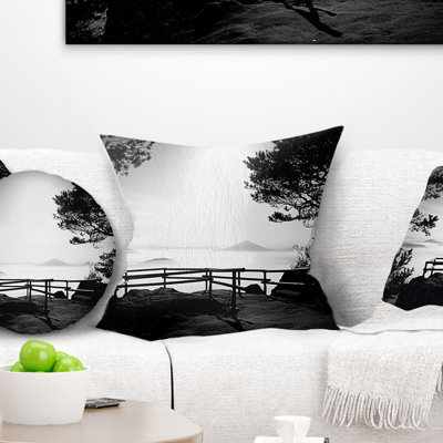 Coussin de photographie noir de minuit à l’automne black moon