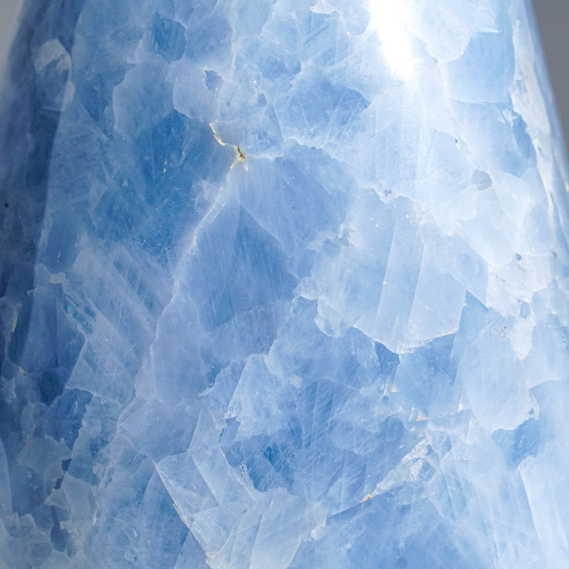 Véritable forme libre de calcite bleue du Mexique (4,5 lb)