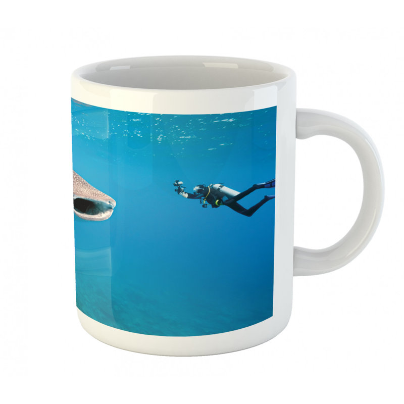 Grande tasse à café shark
