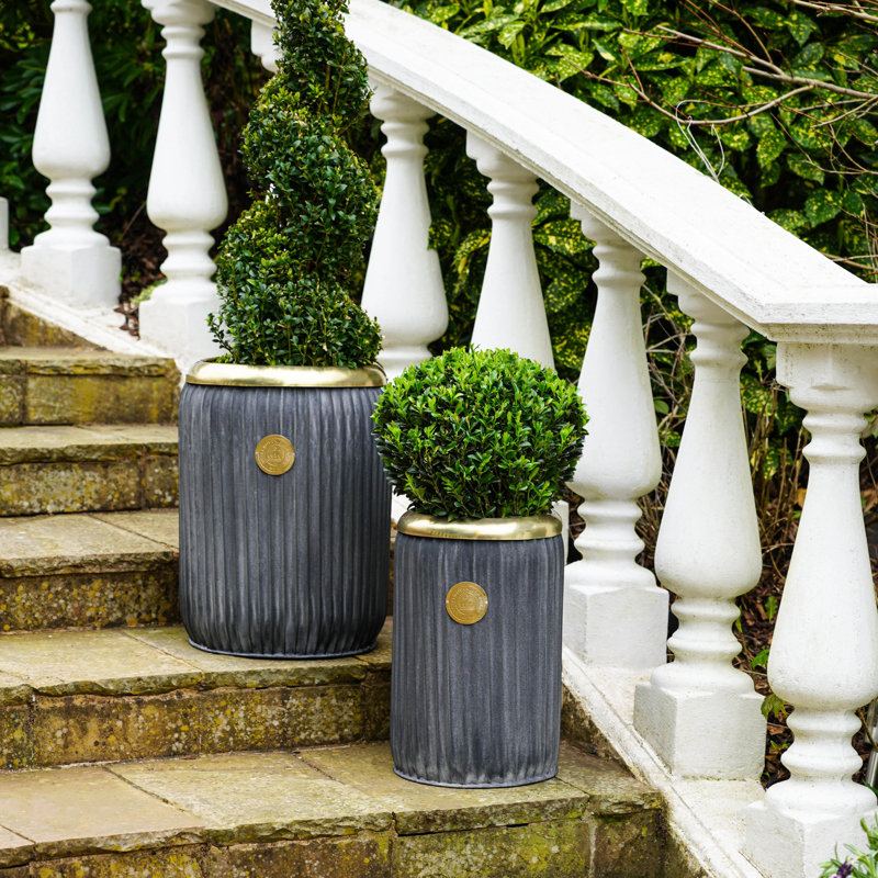  Ivyline Kew Outdoor Antique Lead Richmond Planter, 38 cm H x 26 cm W x 26 cm D