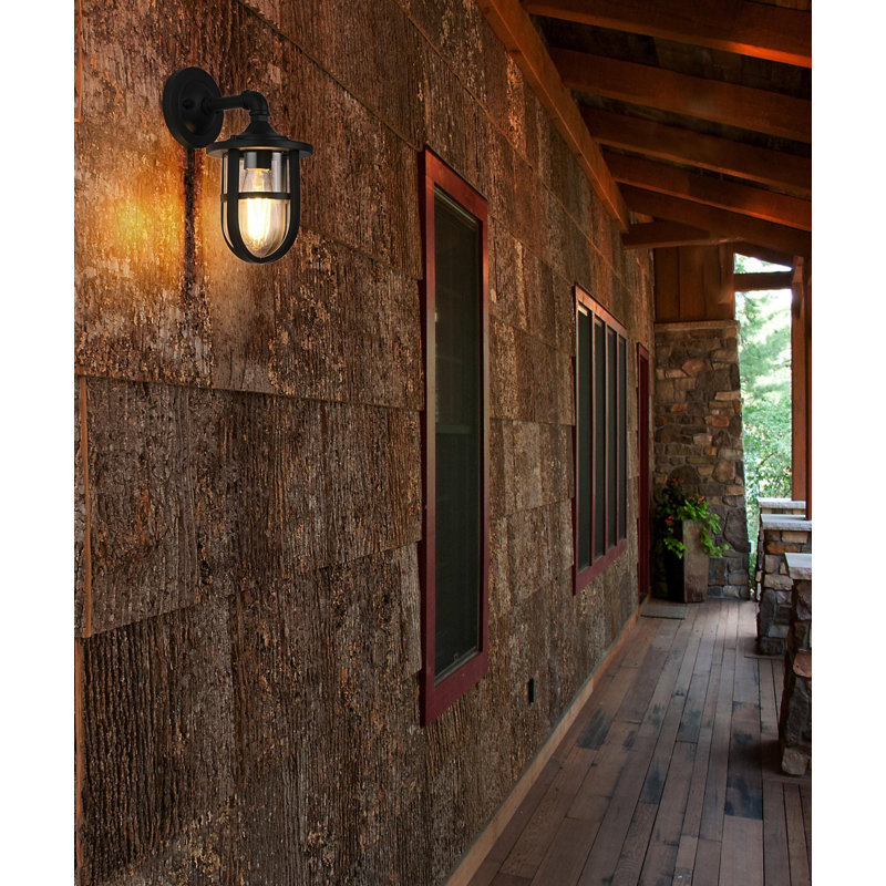 Hugo Outdoor Wall sconce in Black