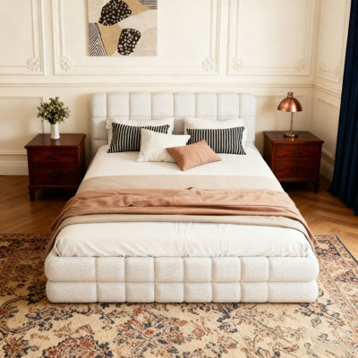 Grand lit plateforme tapissier Berber