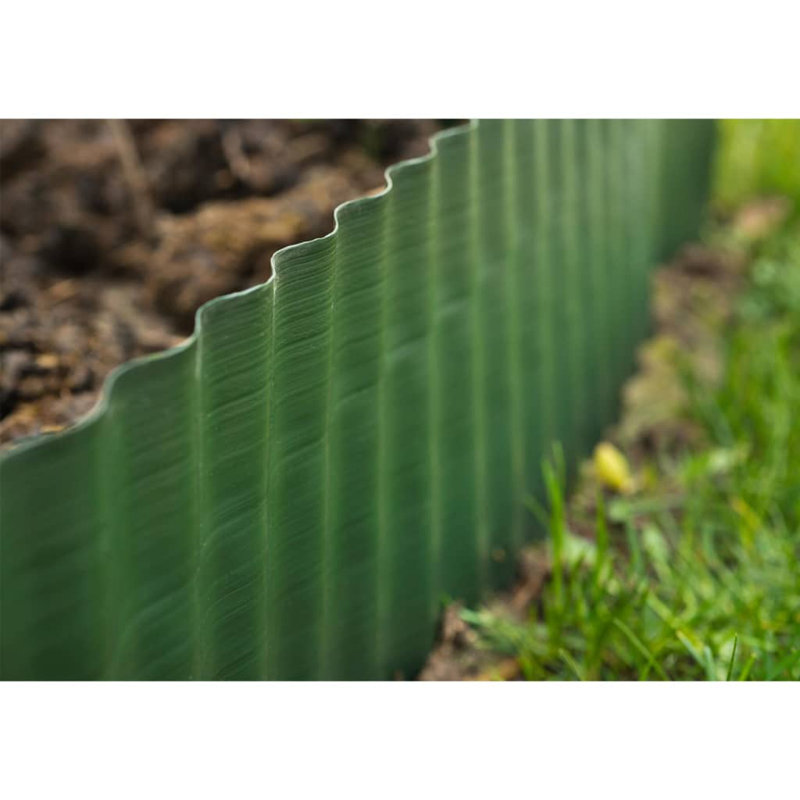 15cm H x 900cm W Green Polyethylene Plastic Fence Panels