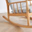Chaise berçante en bois massif