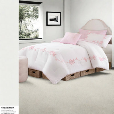 Gingham and Floral Comforter Set