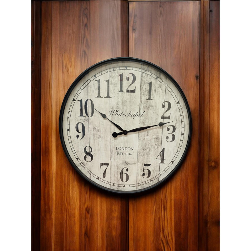 Geko Wall Clock