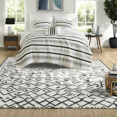 Ensembles de literie confortables, polyester confortable avec motif à rayures pour la maison