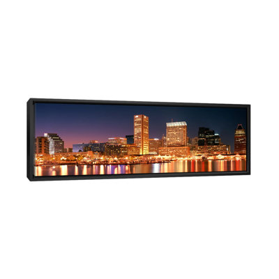 Reproduction de photo sur toile tendue sur châssis « bâtiments éclairés au crépuscule, baltimore, maryland, états-unis »