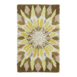 Vintage Swedish Rya Runner With Gold Sunflower Medallion Pattern - Rug & Kilim