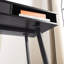 Bureau personnel avec ports USB et prise de courant-756233962