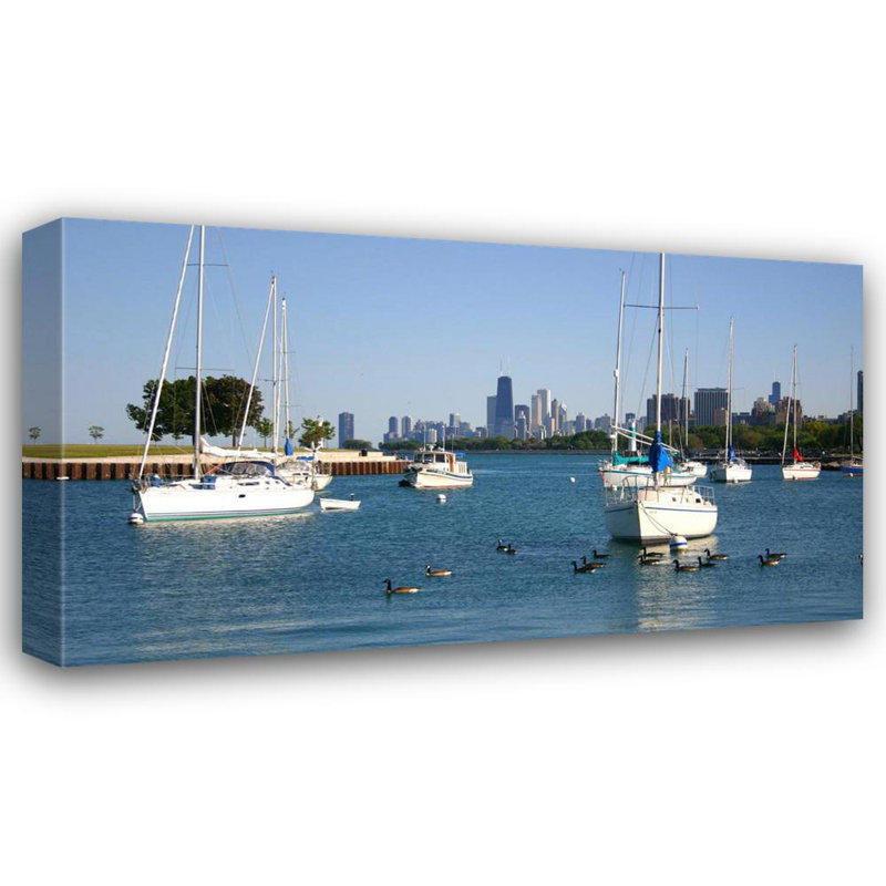 Voiliers et Chicago Skyline, H 23 po x l 40 po