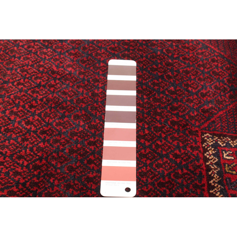 Tapis brun Teimani 3 pi 2 po x 4 pi 7 po
