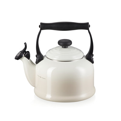 Le Creuset Traditional Kettle with Fixed Whistle 2.1L