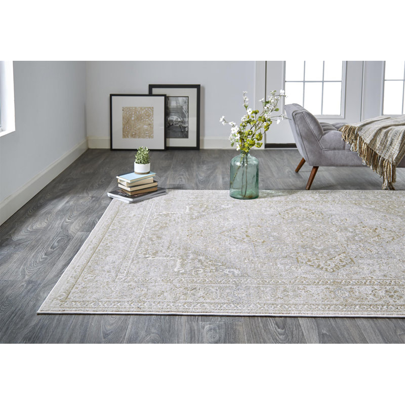 Lataiya Performance Oriental Indoor Rug, Rectangle 5' x 8'