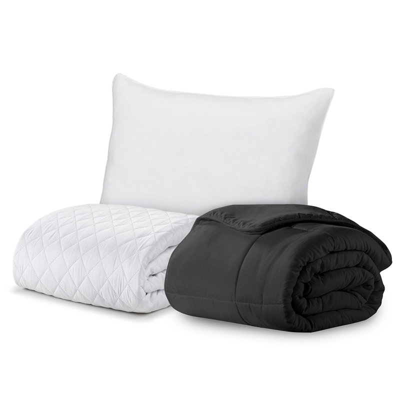 Ensemble 4 pièces Cozy Touch: ensemble de 2 coussins fermes Signature, surmatelas classique matelassé, édredon en microfibre solide 