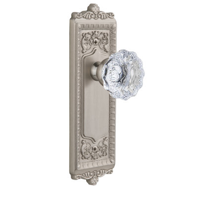 Grandeur Windsor Plate Passage with Fontainebleau Crystal Door Knob
