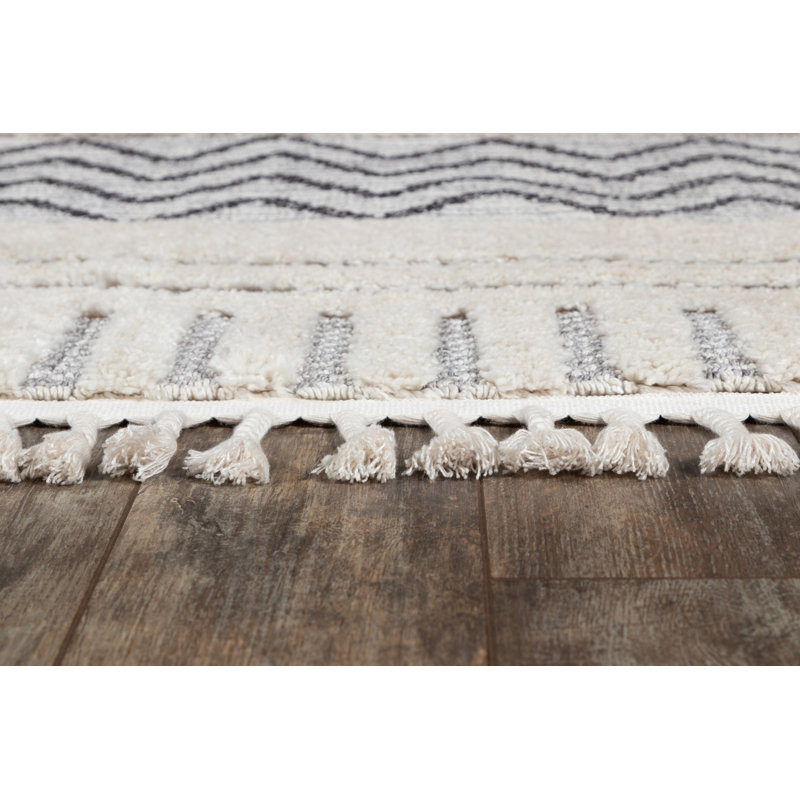 Adhnan Geometric Indoor Rug, Rectangle 2' x 3'