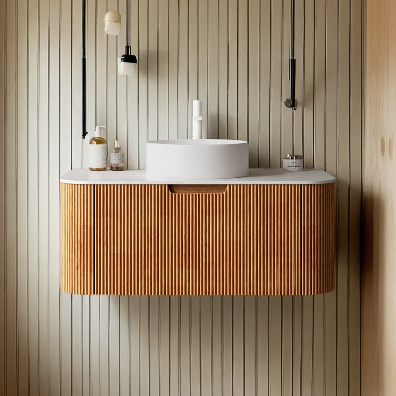 Meuble-lavabo mural 36 po avec lavabo en céramique, armoire de rangement pré-assemblée, comptoir en marbre artificiel blanc, robinet non inclus