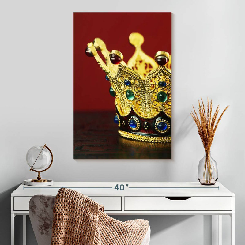 Kerner Kingly Crown, 30" H x 20" W