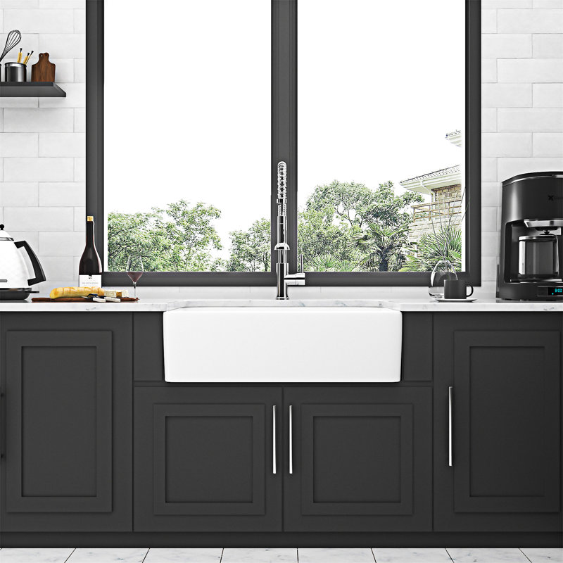 Farmhouse Apron-Front Single Bowl Kitchen Sink