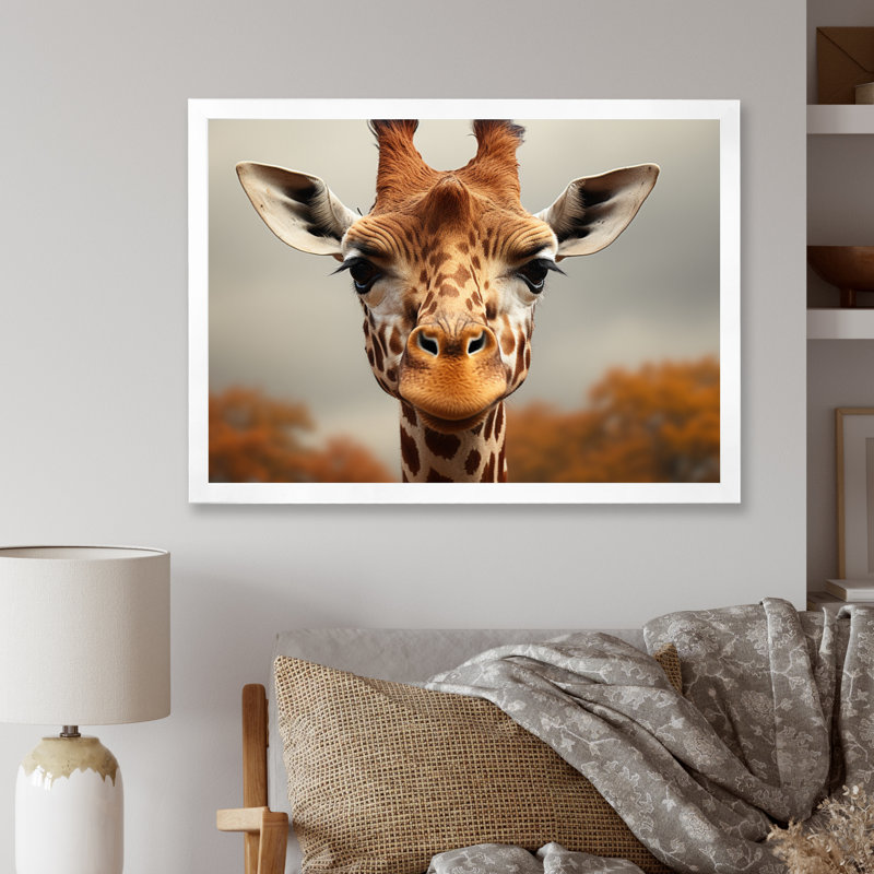 «Kristyle Giraffe Gentle Portrait», reproduction, Cadre simple blanc, H 24 po x l 32 po x P 1 po