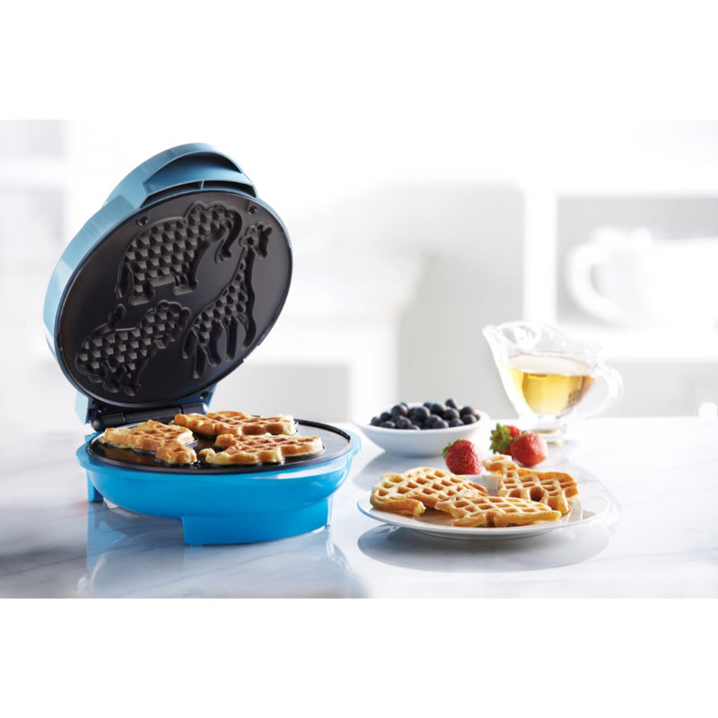 Brentwood 3'' Waffle Maker