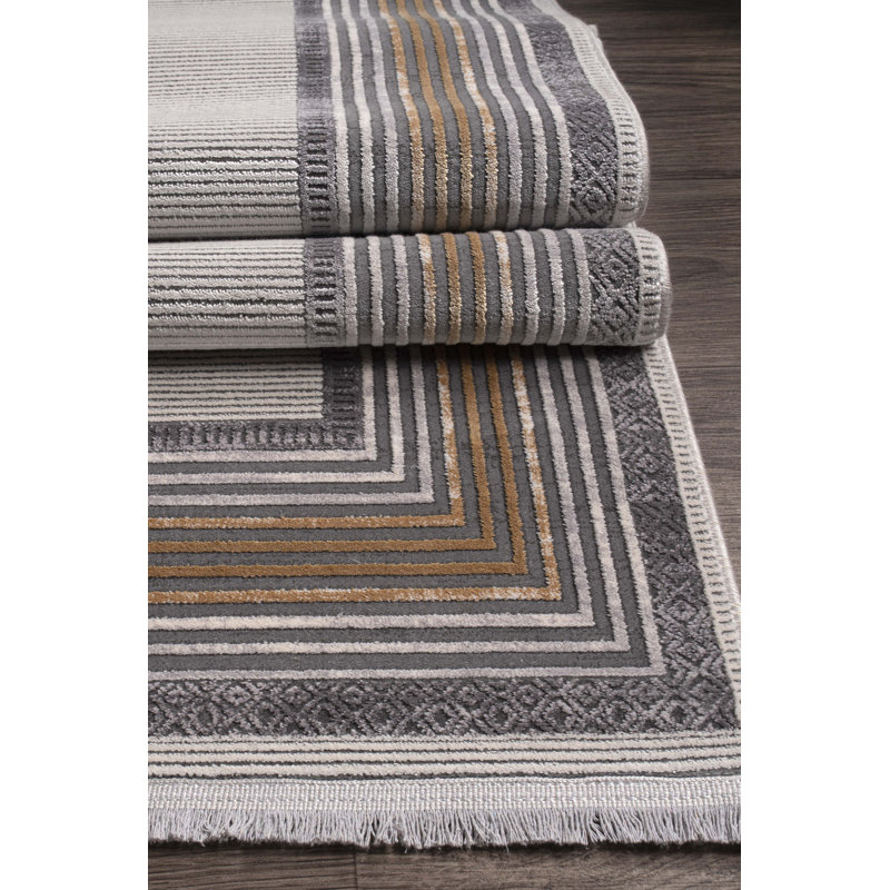 Saimira Striped Machine Made Indoor / Outdoor Area Rug, Rectangle 6'6" x 9'6"